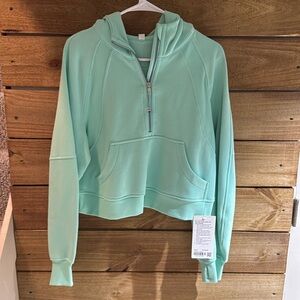 NWT Lululemon Oversized Scuba XS/S in Mint Color